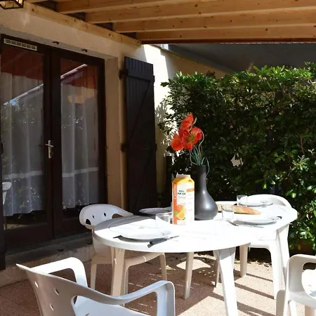 Сasa de vacaciones Pavillon 2 Pieces + Mezzanine, Piscine, Proche Plage, Quartier Calme - 6 Pers. - Fr-1-229d-320 *