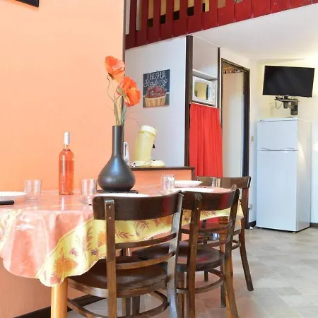 Pavillon 2 Pieces + Mezzanine, Piscine, Proche Plage, Quartier Calme - 6 Pers. - Fr-1-229d-320 * Saint-Pierre-la-Mer (Aude)