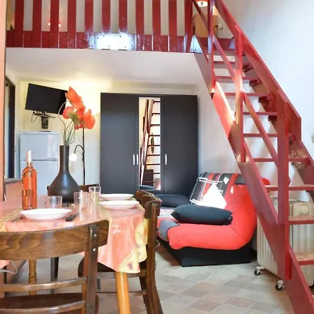 Pavillon 2 Pieces + Mezzanine, Piscine, Proche Plage, Quartier Calme - 6 Pers. - Fr-1-229d-320 Сasa de vacaciones Saint-Pierre-la-Mer (Aude)